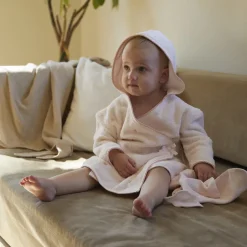 Carré Blanc Doudou coton bio Bienvenue nude|Enfant Accessoires|Nouveautés Bébénew